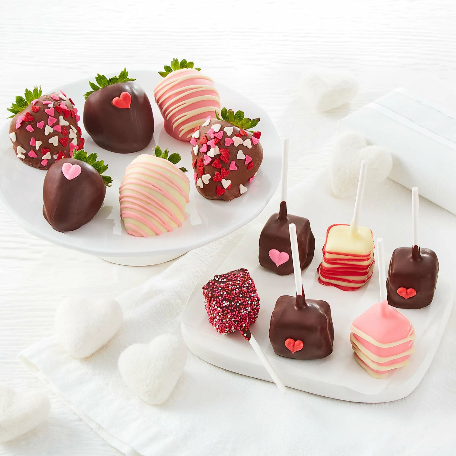 Heart Belgian Chocolate Berries & Mini Cheesecake Pop