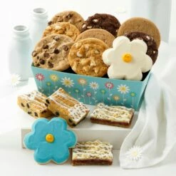 Decadent Daisy Cookie & Fruit Bar Crate