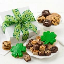 Clover Leaf Gift Box